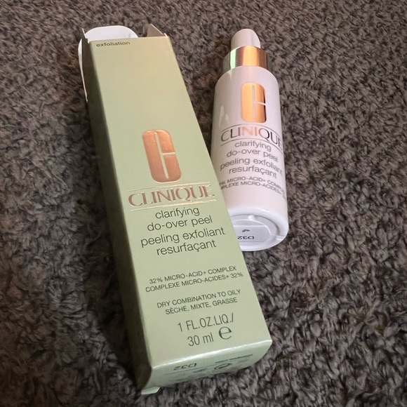 Clinique Clarifying Do-Over Peel - Picture 3 of 3